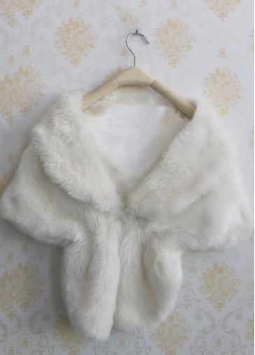 Faux Fur White Shawl for Woman