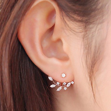 Cutout Design Rhinestone Decorated Metal Earrings Cutout Design Rhinestone Decorated Metal EarringsEarrings<br><br><br>color: Gold<br>size: One Size