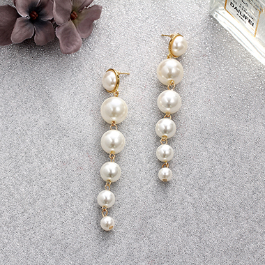 Pearl Design White Earrings for Women