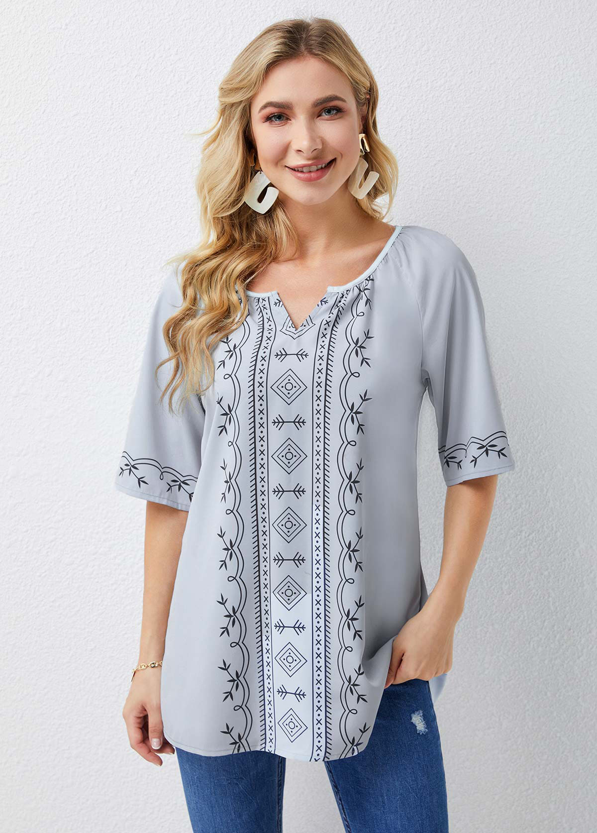 Light Grey tops,Geometric tops,ROTITA Geometric Print Split Neck Half Sleeve Blouse