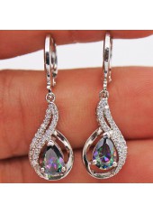 Boucles d'oreilles en argent avec strass et détail goutte d'eau