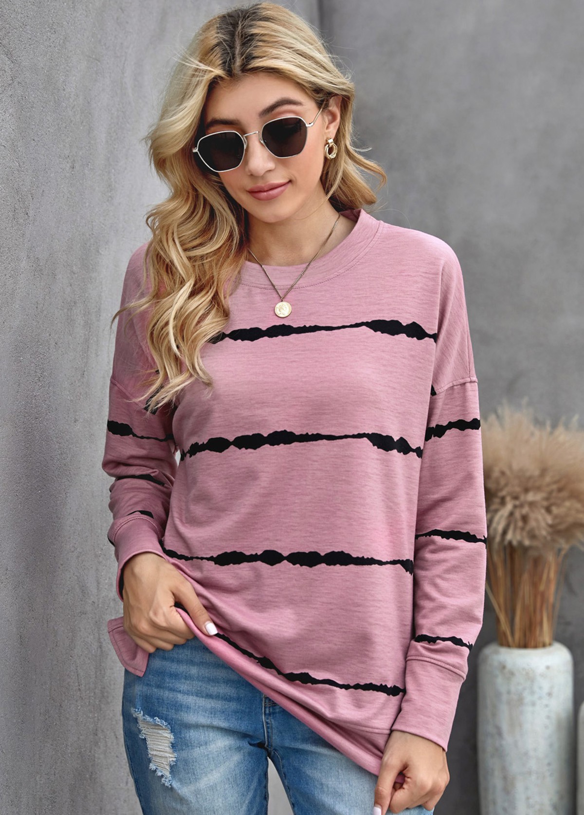 Pink tops,Striped tops,Striped Long Sleeve Round Neck Sweatshirt