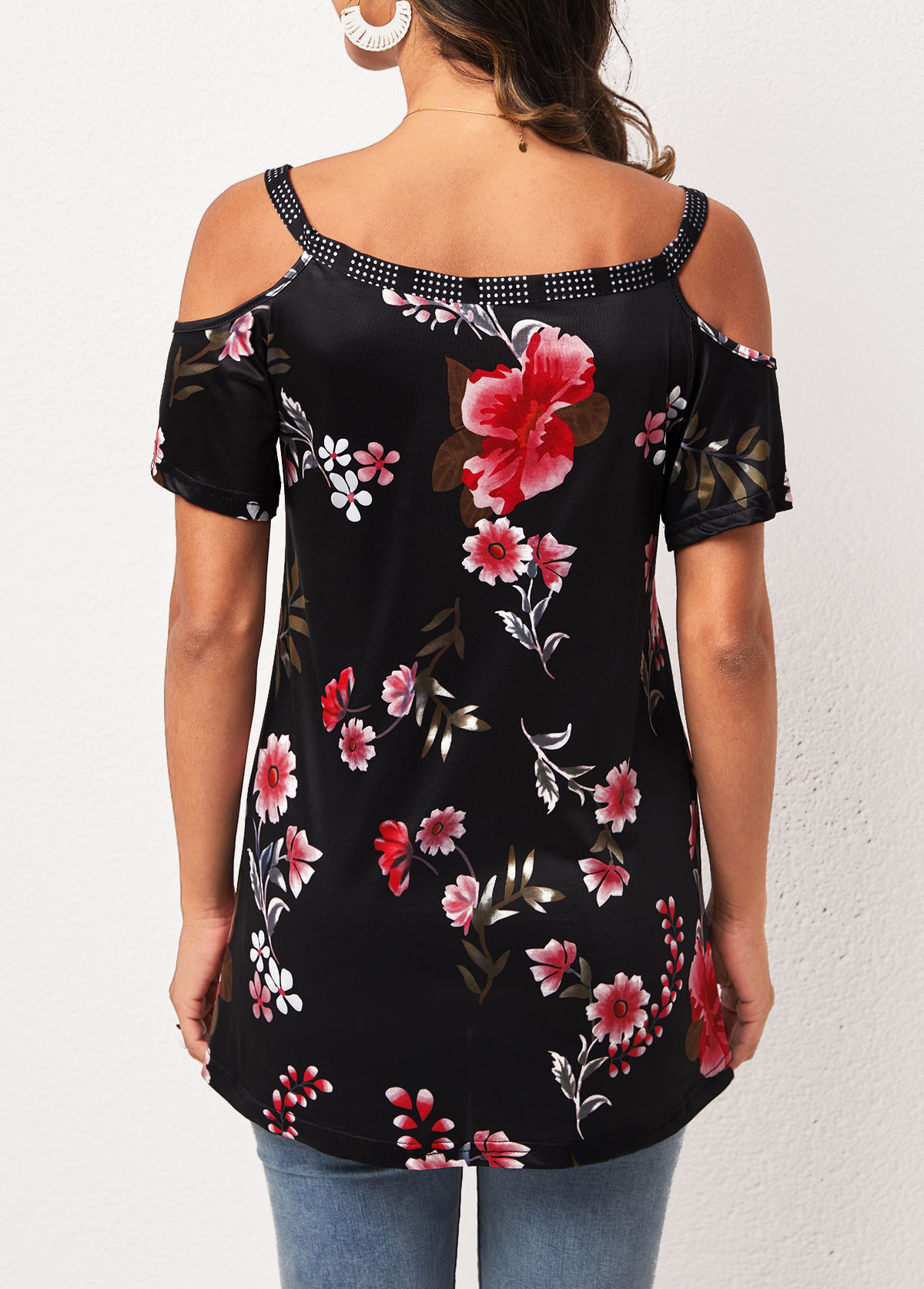 Black tops,Floral tops,Strappy Cold Shoulder Black Floral Print T Shirt