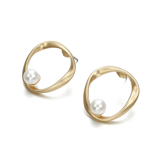 Pearl Detail Asymmetric Circle Design Gold Earrings