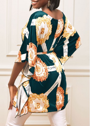 Green tops,Letter tops,Belted Green Letter Print Round Neck T Shirt