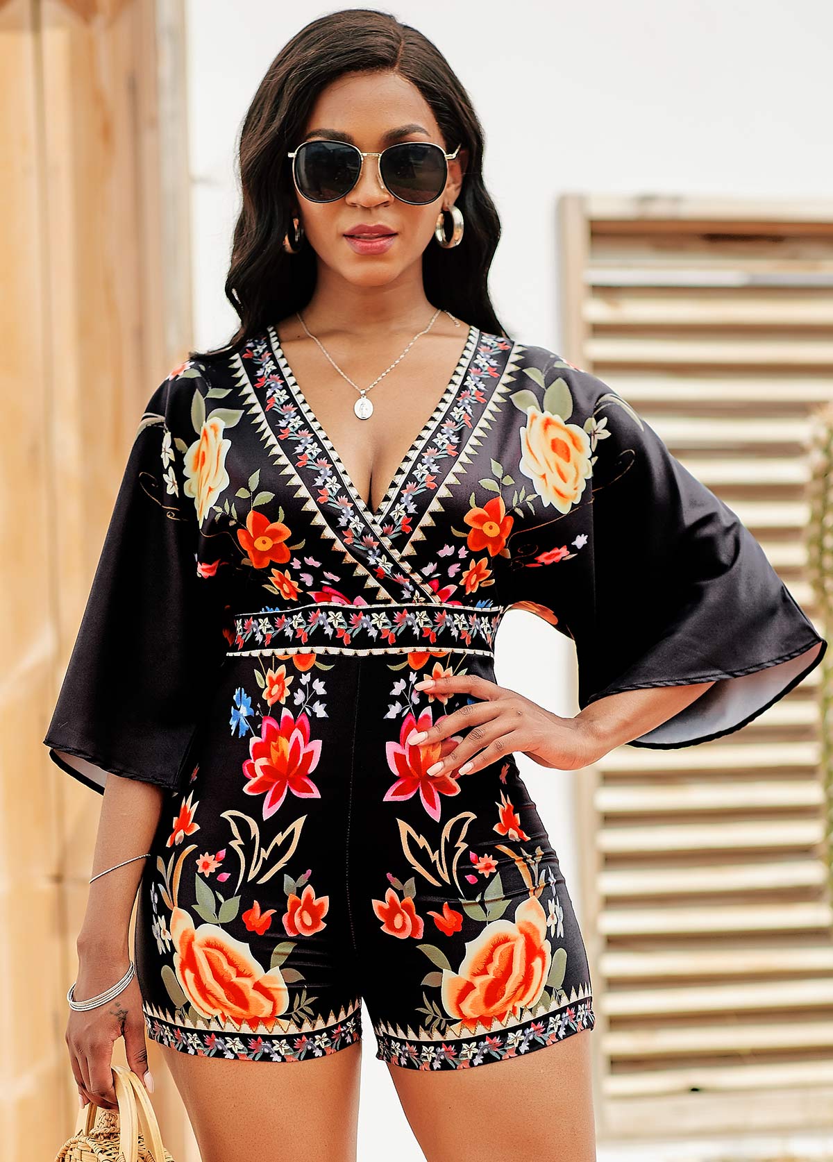 Black jumpsuits & rompers,Floral jumpsuits & rompers,Floral Print Tie Back V Neck Romper