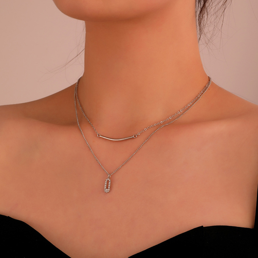 Layered Design Silver Rhinestone Detail Necklace