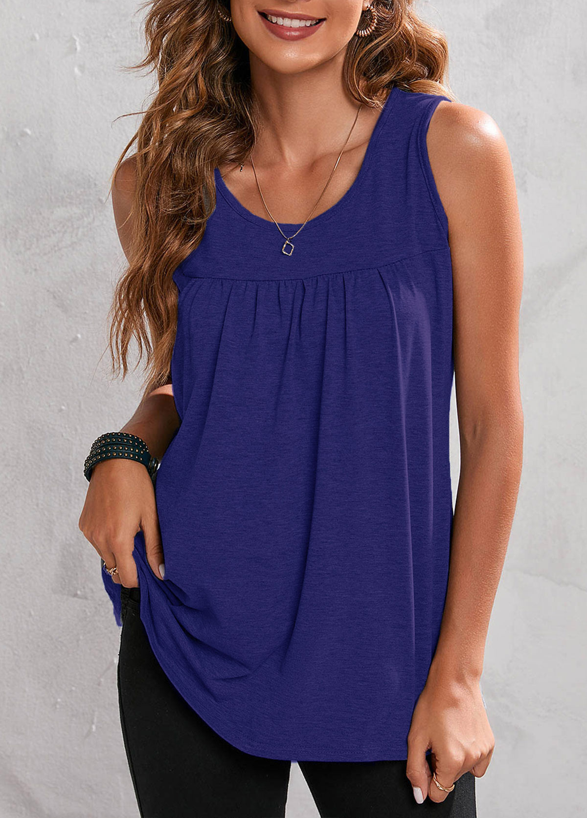 Blue tops,Plain Color tops,Blue Fold Round Neck Tank Top