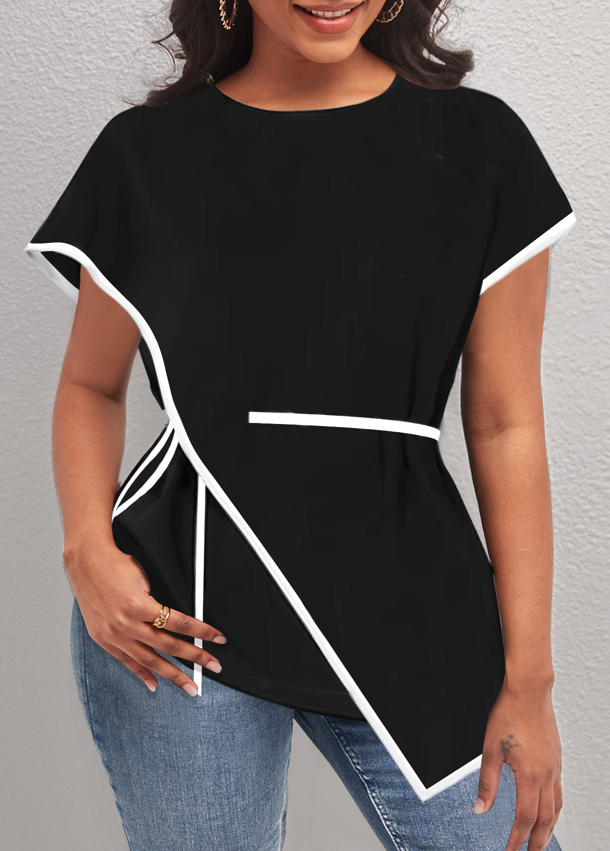 Black tops,Plain Color tops,ROTITA Asymmetric Hem Contrast Stitch Black T Shirt