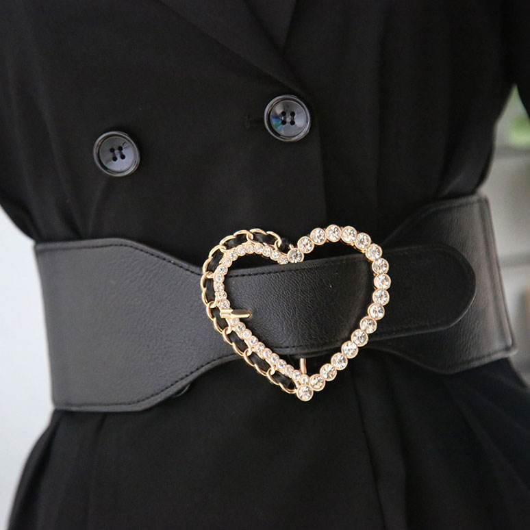 Rhinestone Detail Black Heart Design Belt