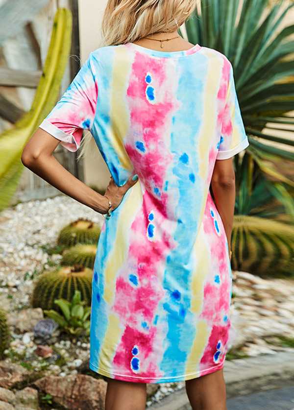 Robe à ourlet torsadé multicolore à imprimé tie-dye