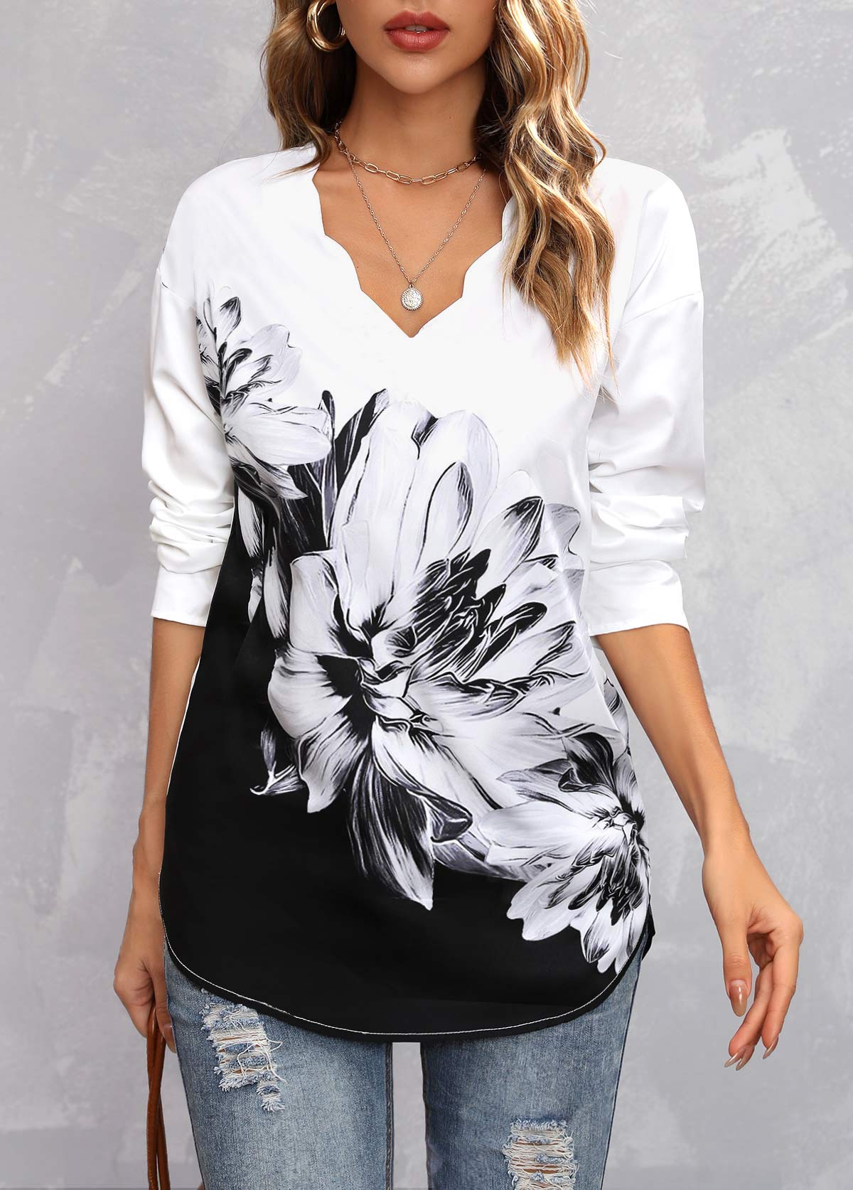 Black tops,Floral tops,Long Sleeve Black Floral Print Blouse