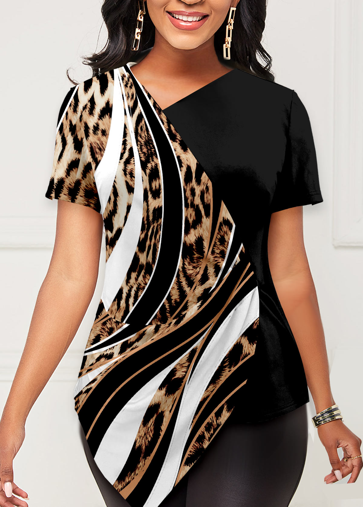 ROTITA Asymmetric Hem Multi Color Leopard T Shirt