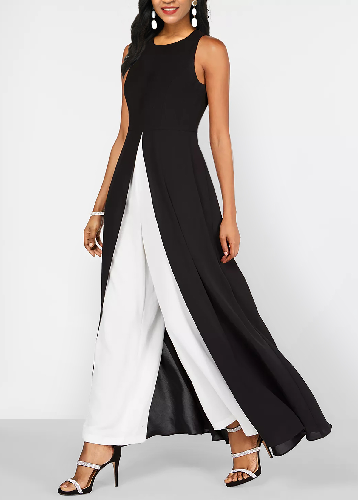 Black plus size,White plus size,Plain Color plus size,ROTITA Plus Size Patchwork Black Round Neck Sleeveless Jumpsuit