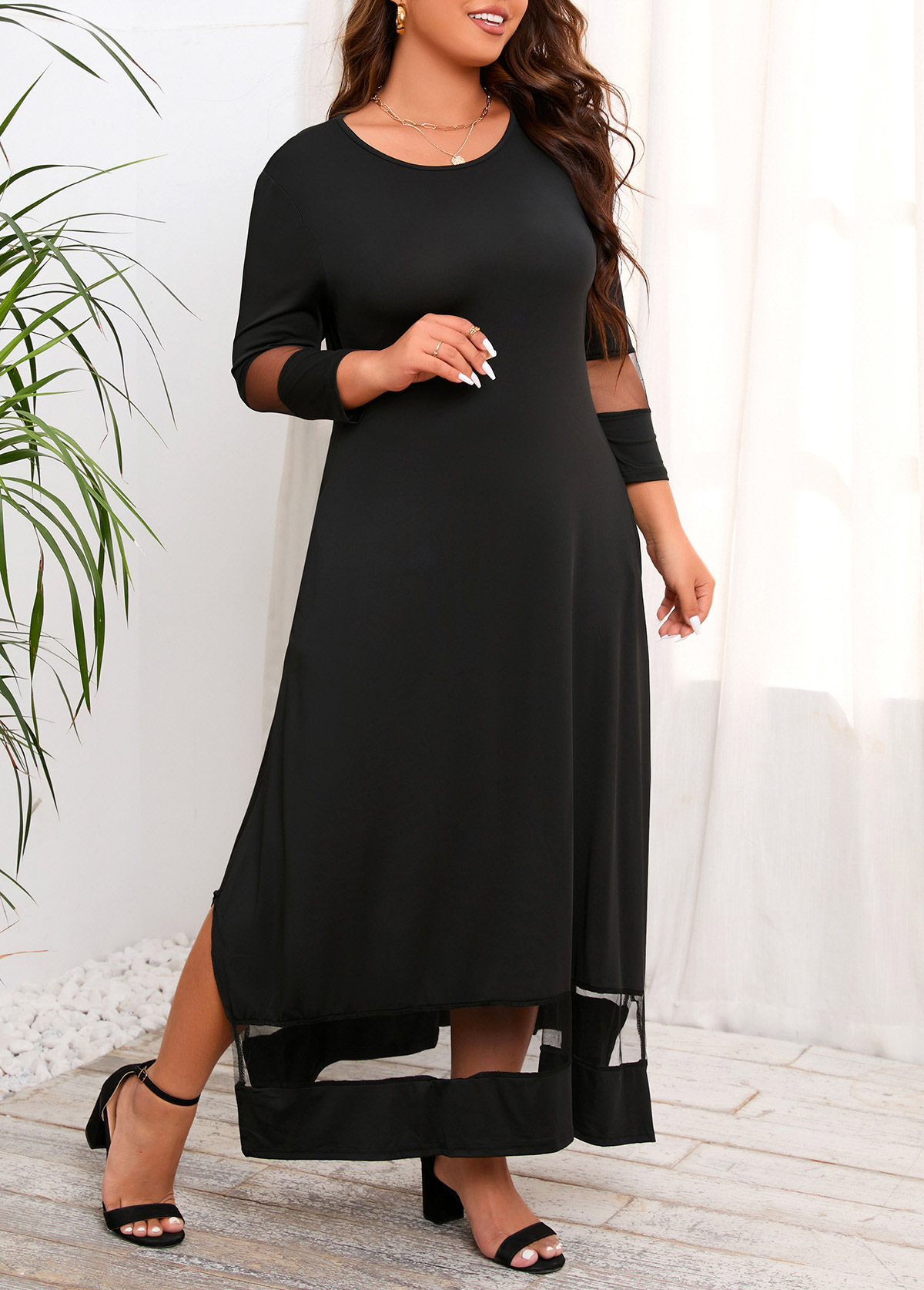 Black plus size,Plain Color plus size,Plus Size Pocket Black Round Neck Maxi Dress