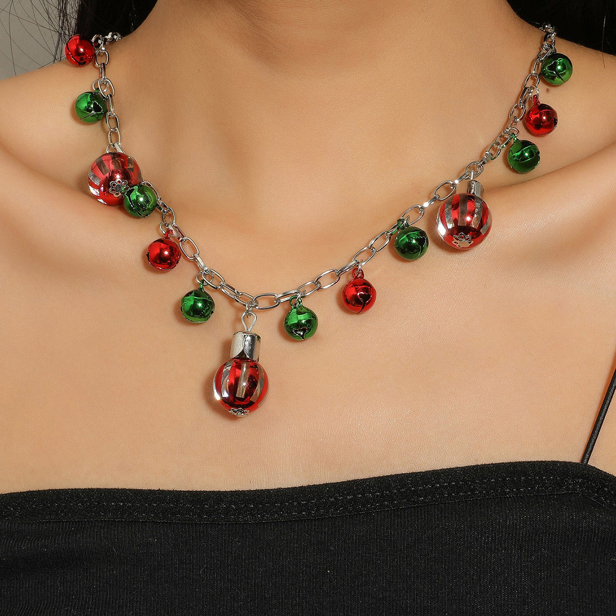Red Contrast Bells Design Round Necklace