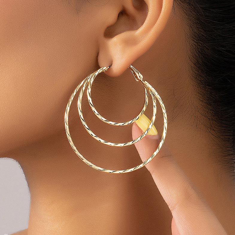 Round Alloy Geometric Design Gold Earrings