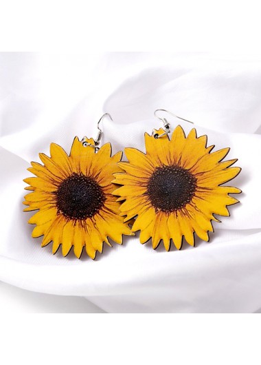 Yellow jewelry,Floral jewelry,1 Pair Yellow Sunflower Design Wood Earrings