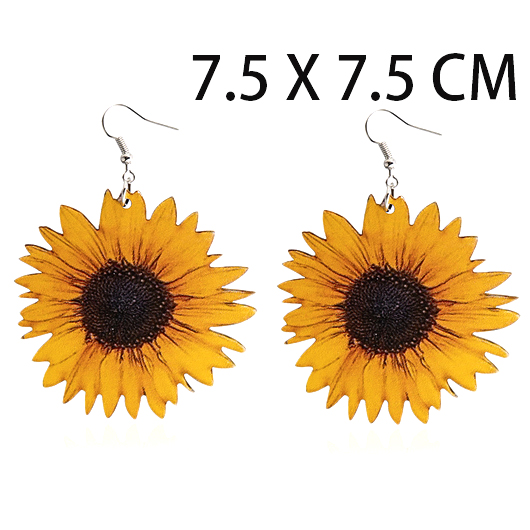 Yellow jewelry,Floral jewelry,1 Pair Yellow Sunflower Design Wood Earrings