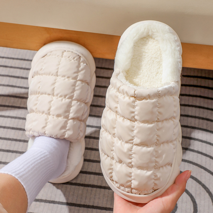 Beige Checkered Design Falt Round Toe Slippers