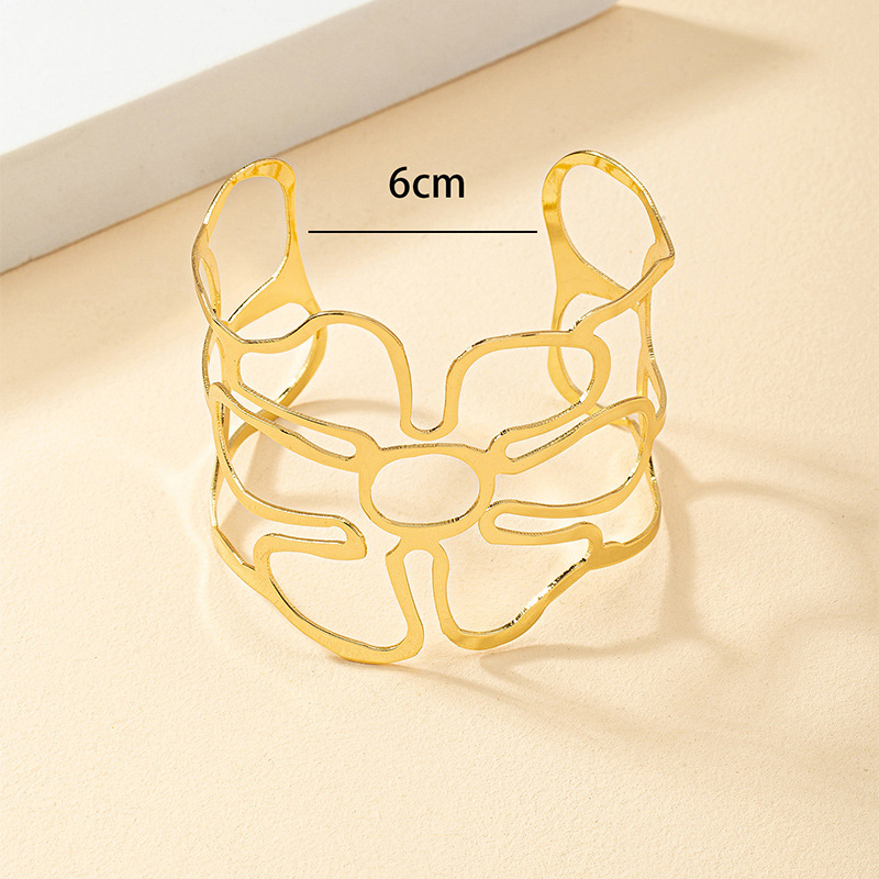 Golden jewelry,Plain Color jewelry,Golden Hollow Out Metal Open Bracelet