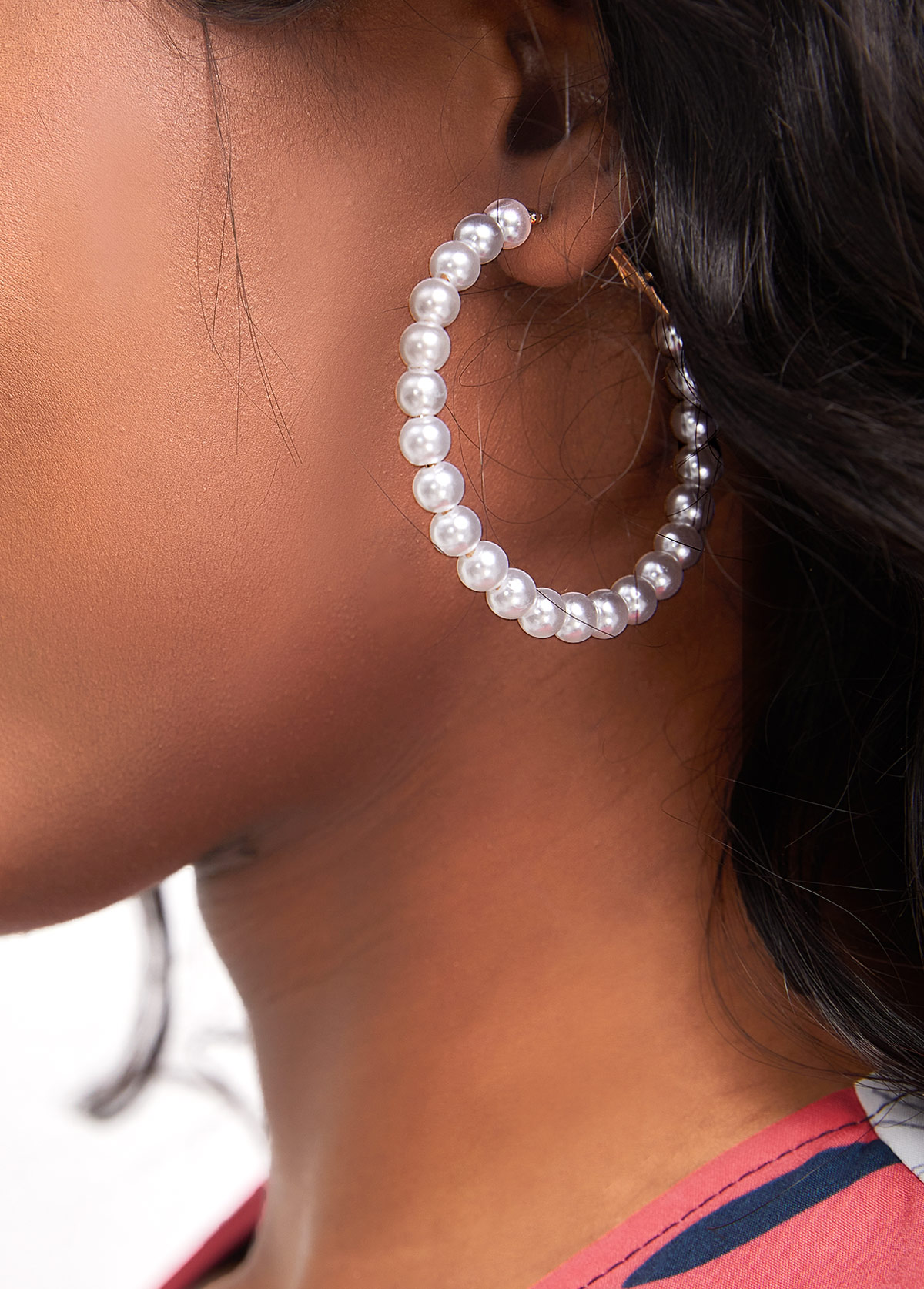Pearl Detail White Round Design Earrings