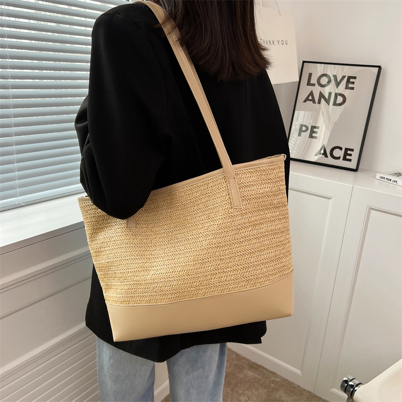 Light Camel Hemp Zip Shoulder Tote Bag