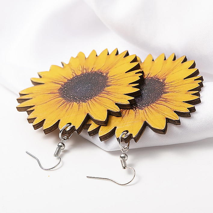 Ginger jewelry,Floral jewelry,Sunflower Print Faux Leather Ginger Earrings