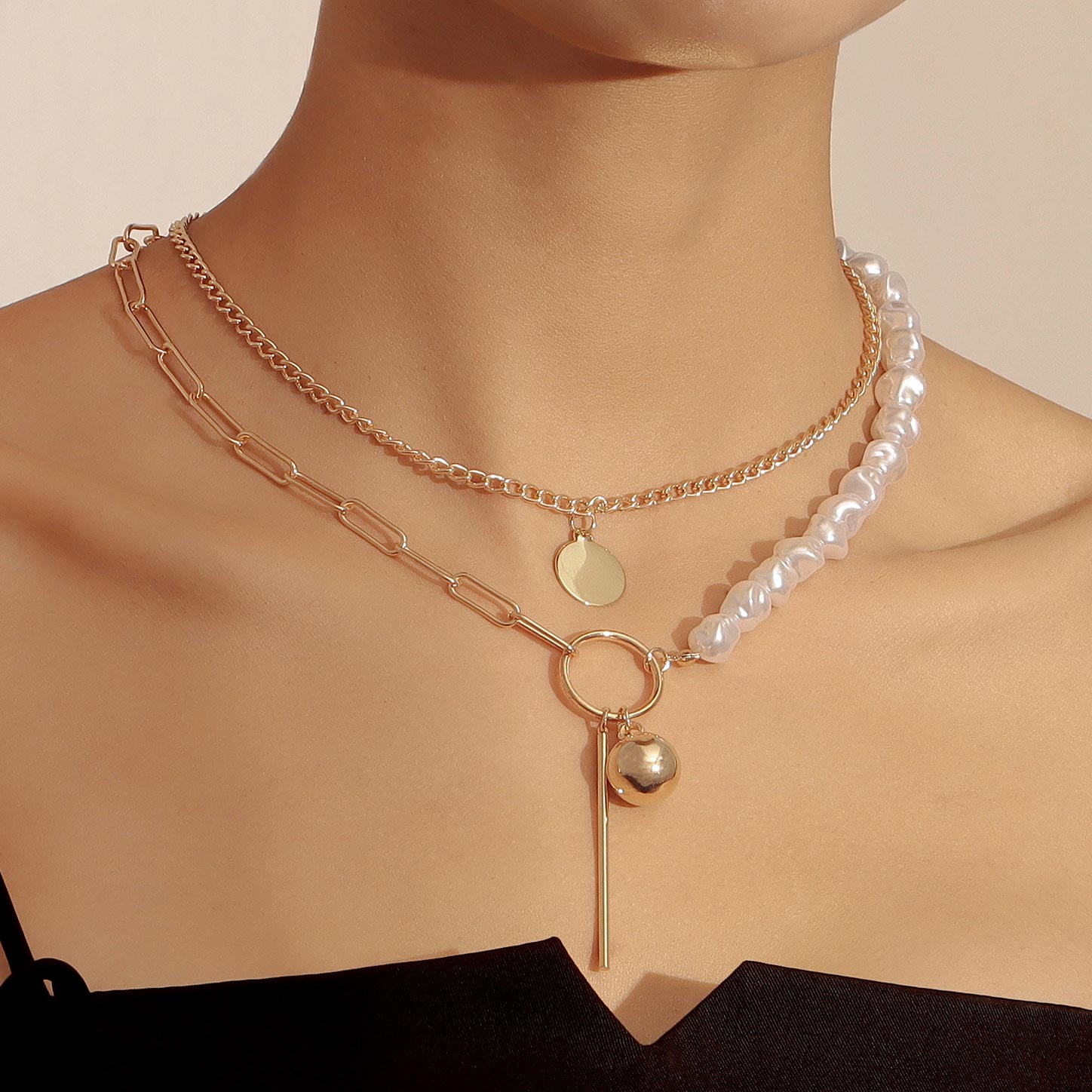 Gold jewelry,Plain Color jewelry,Geometric Detail Gold Pearl Design Necklace