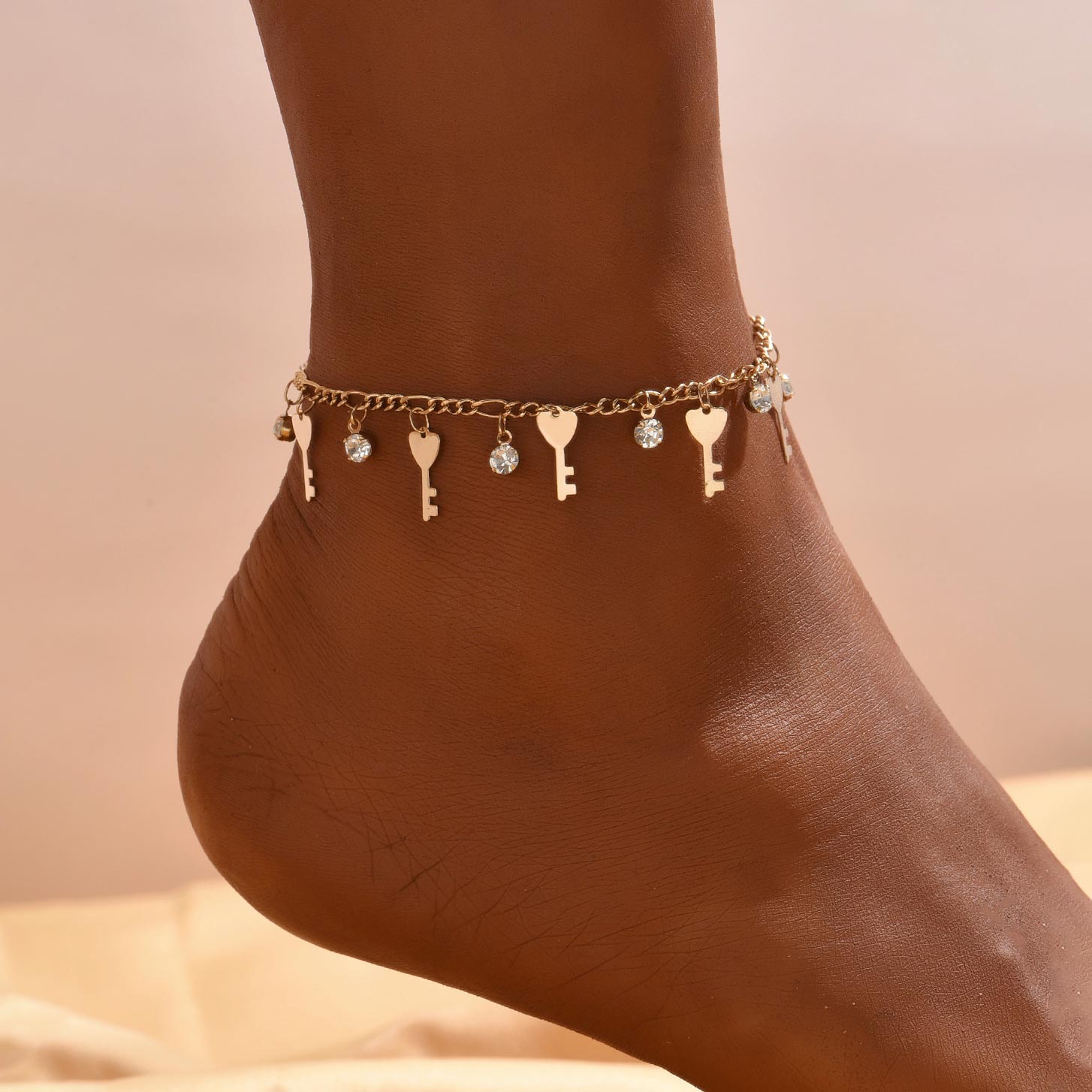 Gold jewelry,Plain Color jewelry,Rhinestone Design Alloy Detail Gold Anklet