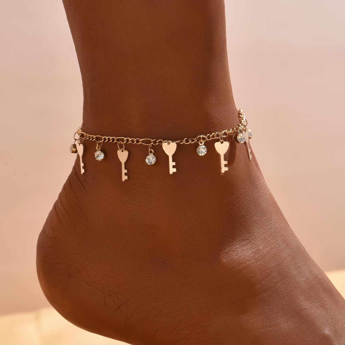 Gold jewelry,Plain Color jewelry,Rhinestone Design Alloy Detail Gold Anklet