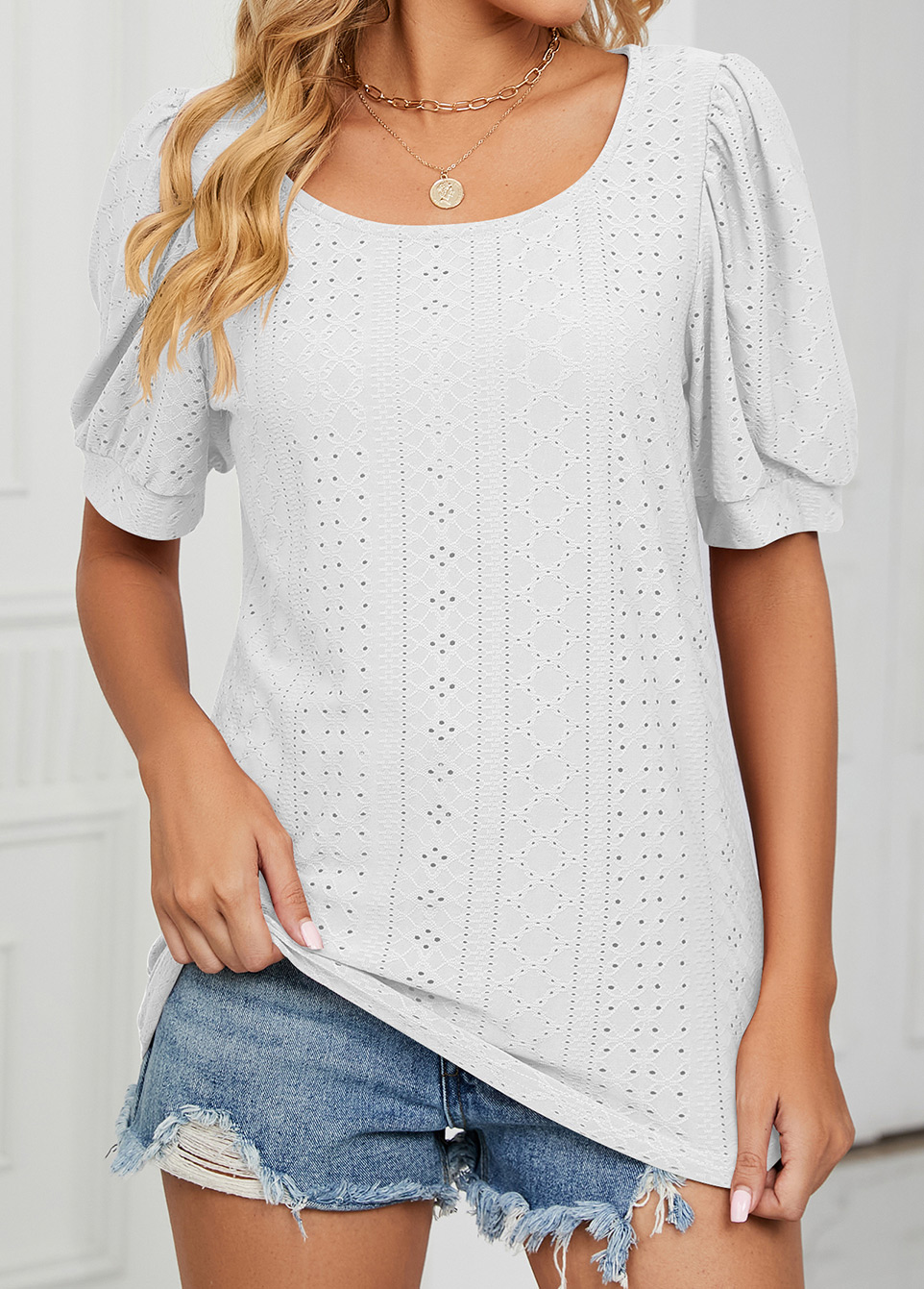 White tops,Plain Color tops,Hole White Round Neck Short Sleeve T Shirt