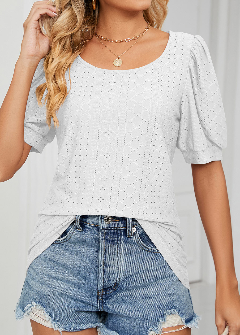 White tops,Plain Color tops,Hole White Round Neck Short Sleeve T Shirt