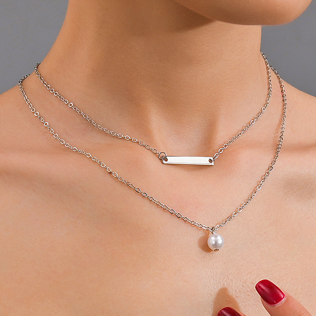 Silver jewelry,Plain Color jewelry,Asymmetrical Design Pearl Detail Silver Necklace