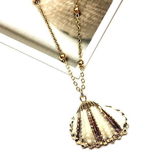 Metal Design Multi Color Shell Necklace