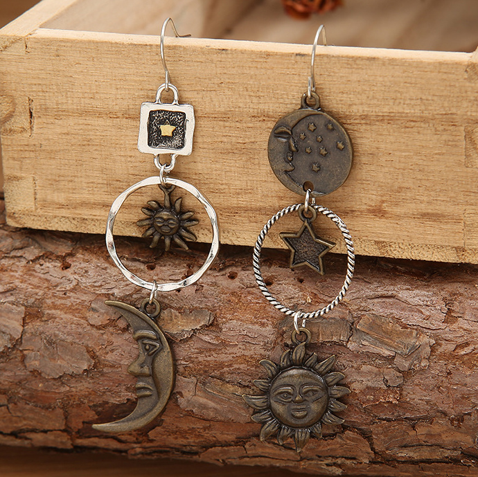 Dark Camel jewelry,Geometric jewelry,Asymmetrical Dark Camel Star Design Earrings