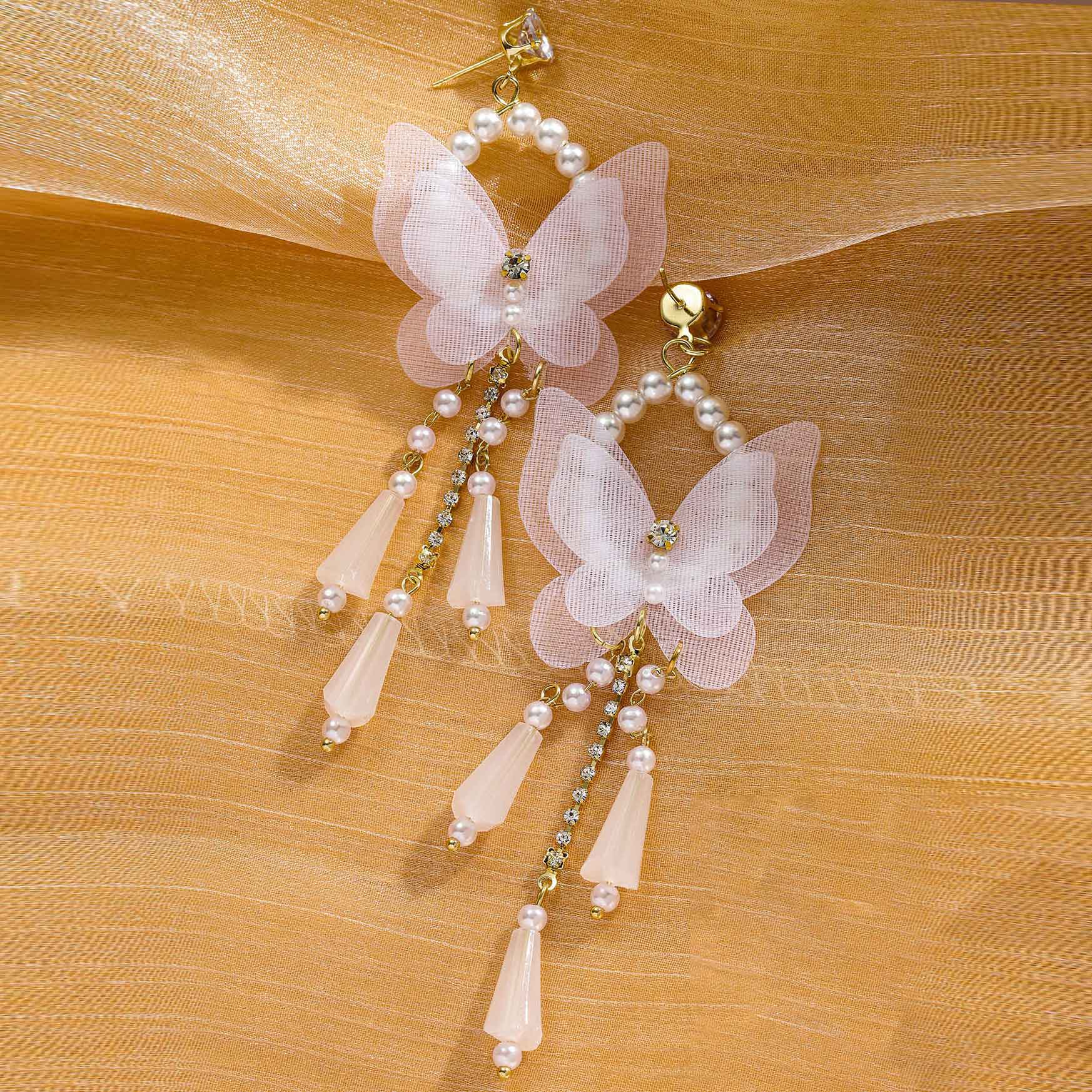 White jewelry,Other jewelry,Butterfly Design Alloy Detail White Earrings