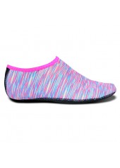Chaussures d'eau colorées anti-glissantes éblouissantes