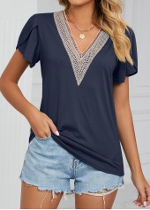 T-shirt patchwork bleu marine à col en V et manches courtes