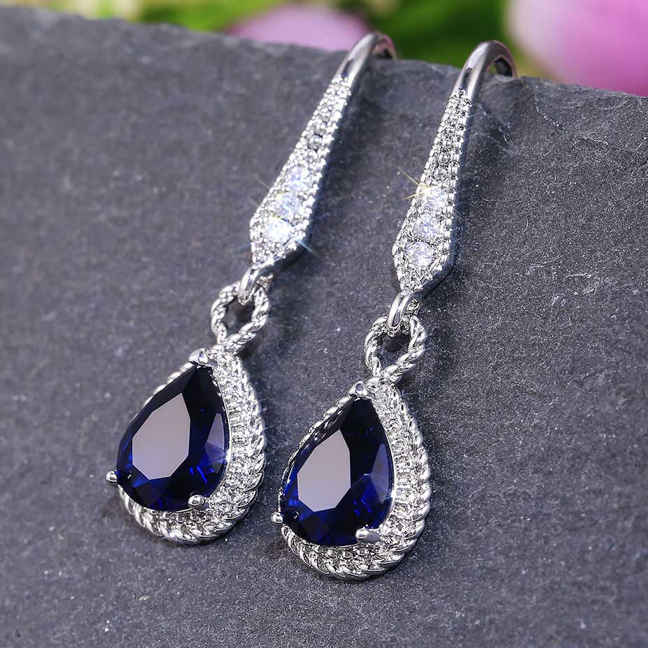 Metal Detail Rhinestone Design Blue Earrings