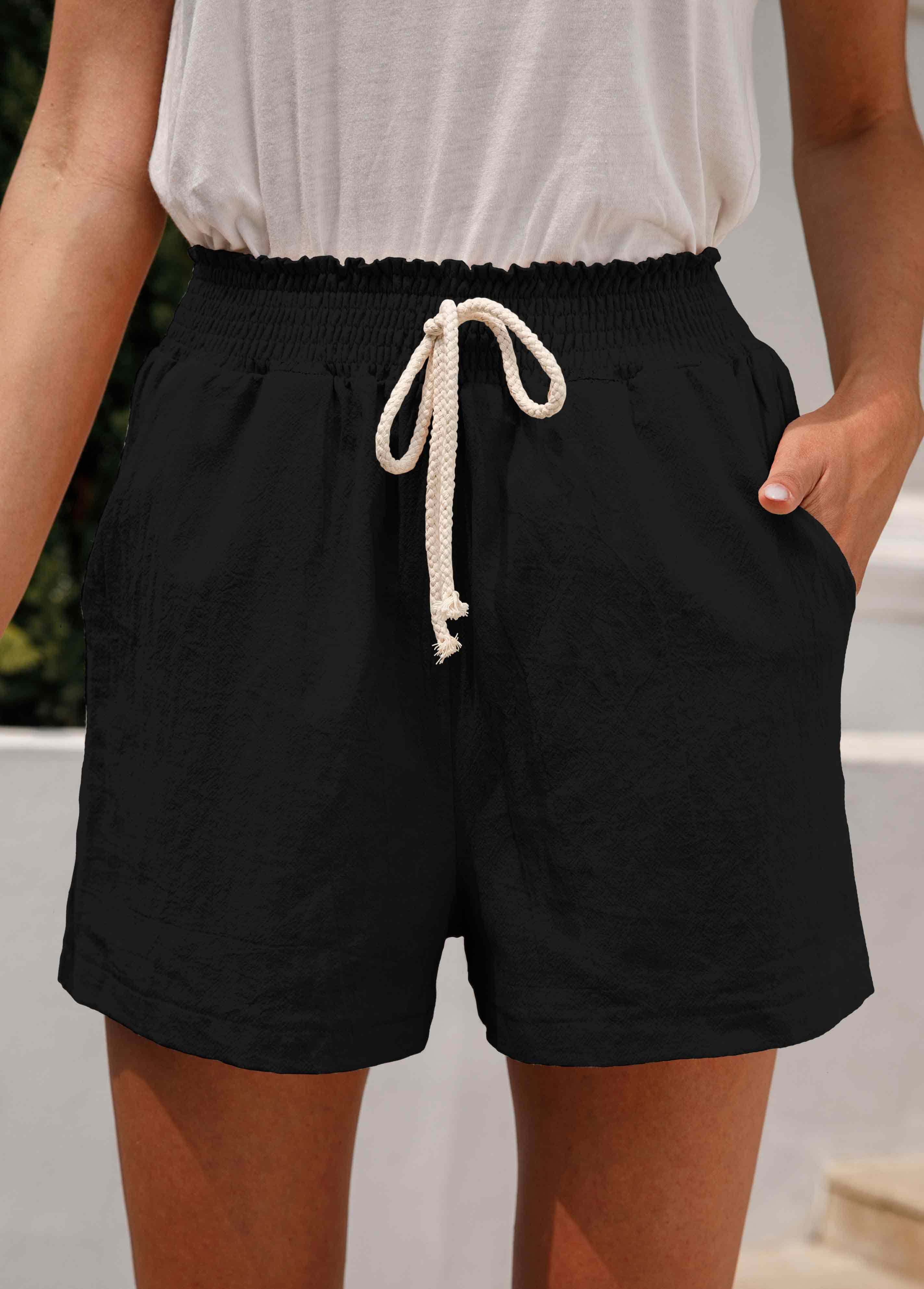 Black bottoms,Plain Color bottoms,Pocket Black Regular Elastic Waist High Waisted Shorts
