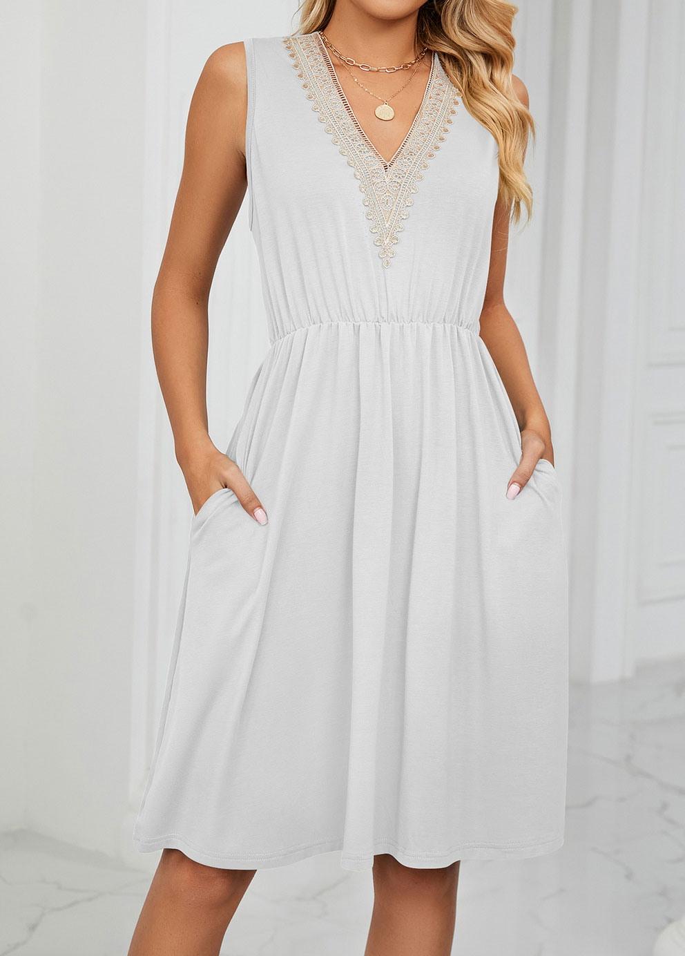 White dresses,Plain Color dresses,Patchwork White Short V Neck Sleeveless Dress