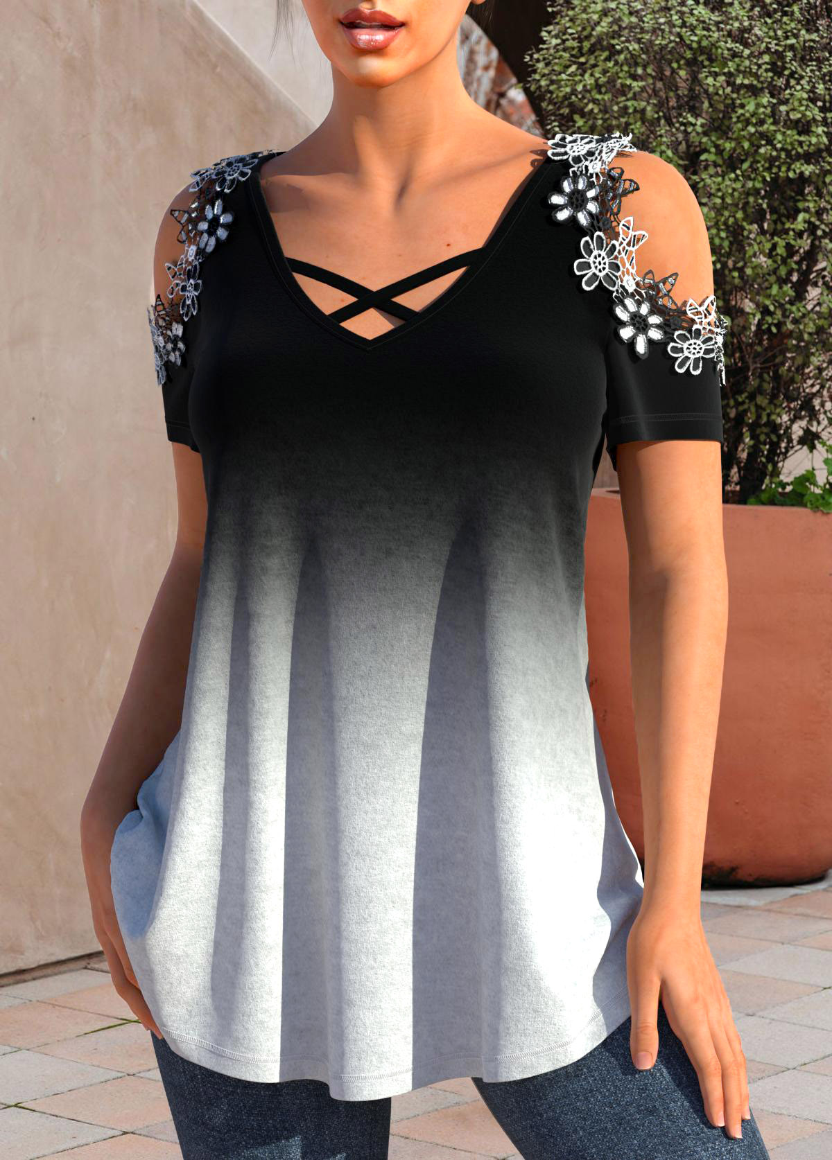 Black tops,Ombre tops,Contrast Color tops,ROTITA Patchwork Ombre Black Round Neck T Shirt