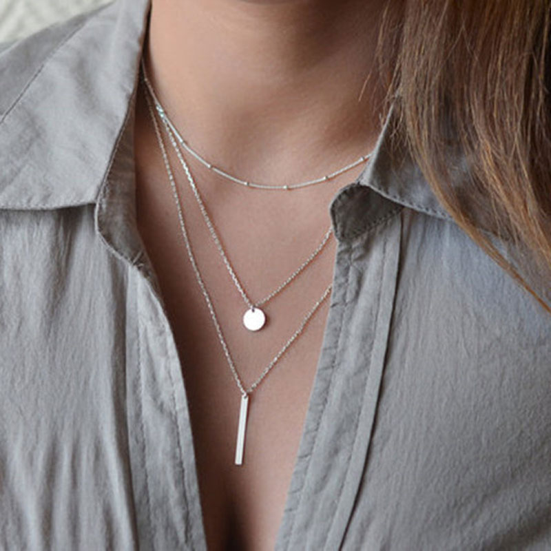 Round Geometric Pattern Alloy Detail Silver Necklace