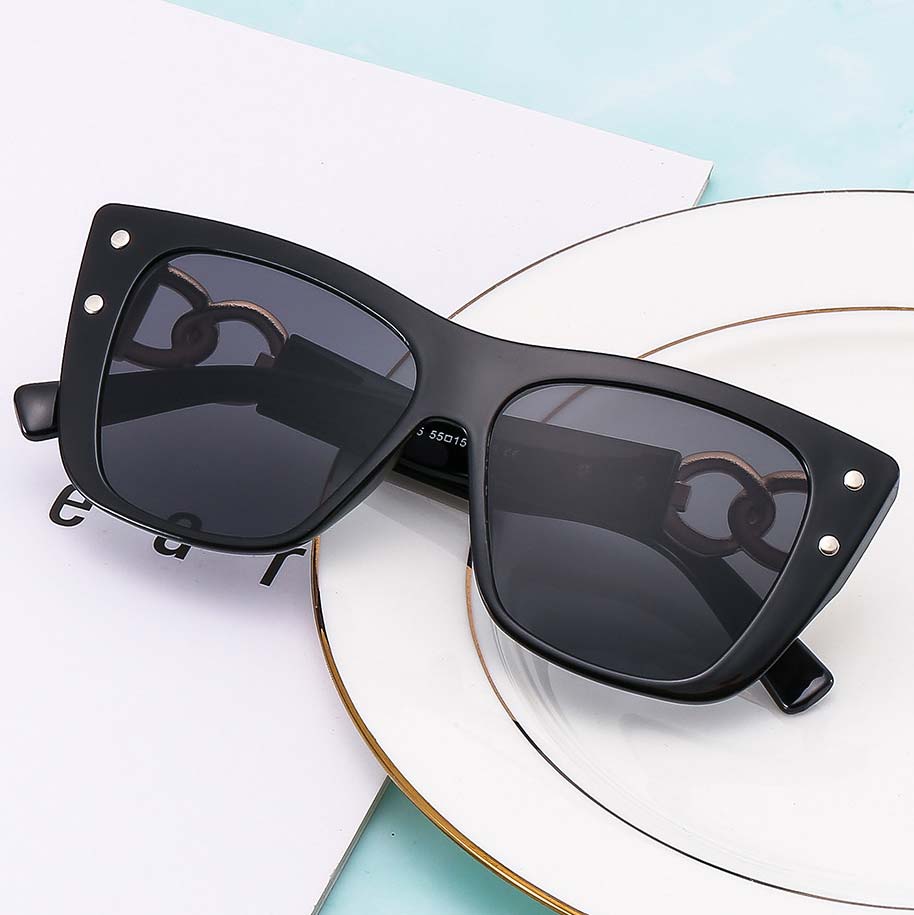 Black accessories,Other accessories,Black Chain Design Rivet Cat Eye Sunglasses
