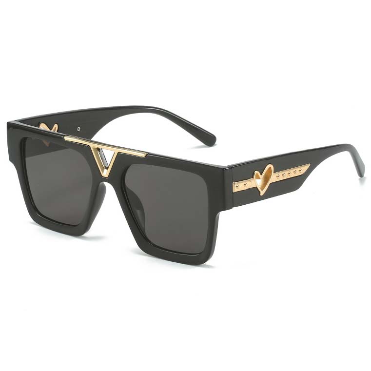 Black Heart Design Hollow Geometric Sunglasses