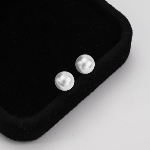 White jewelry,Geometric jewelry,Round Pearl Detail Geometric Pattern White Earrings