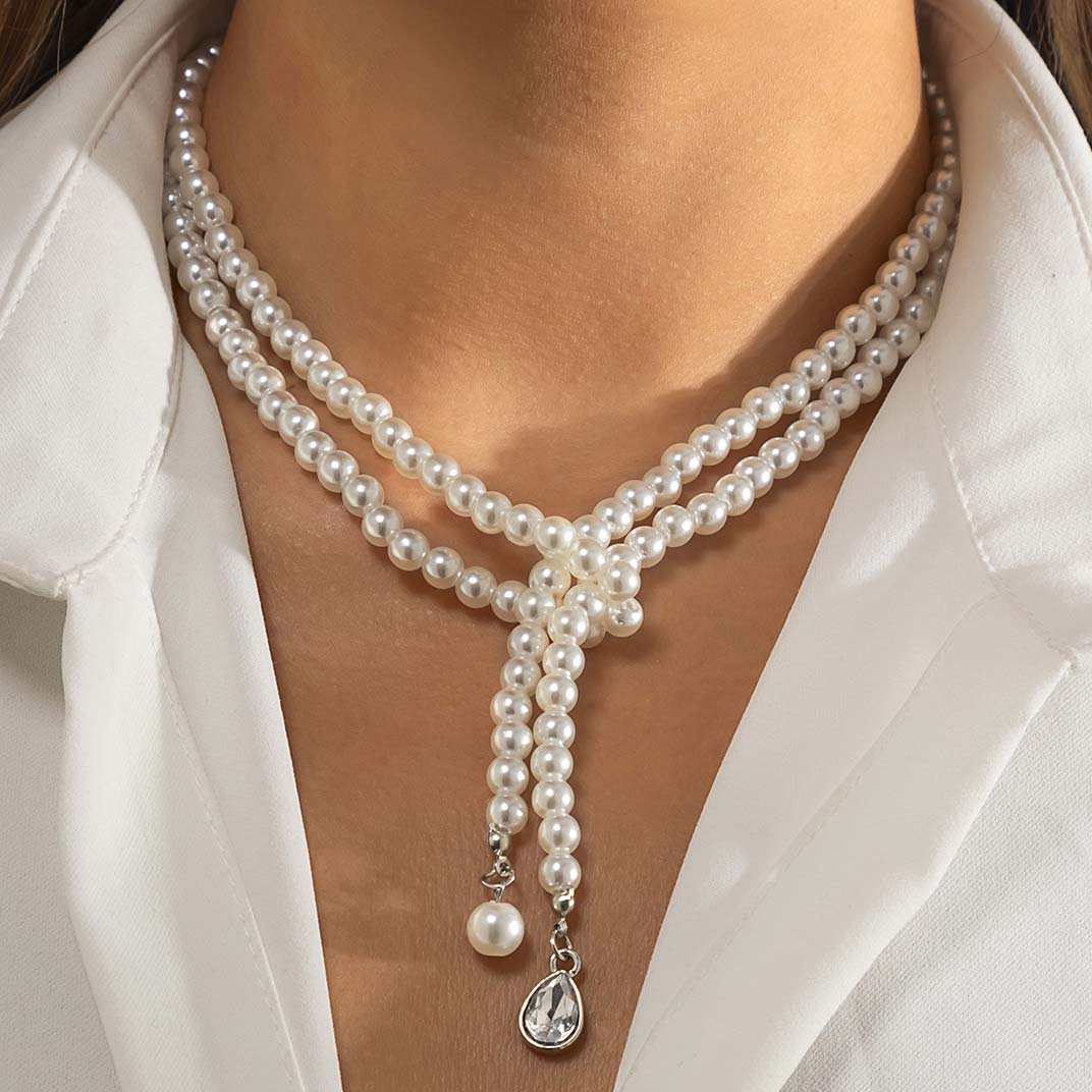 White Pearl Detail Geometric Pattern Necklace