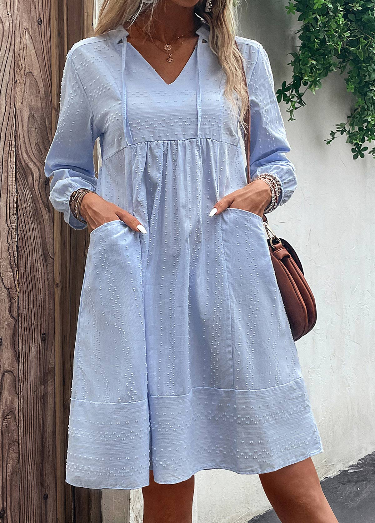 Light Blue dresses,Plain Color dresses,Pocket Light Blue Split Neck Shift Dress