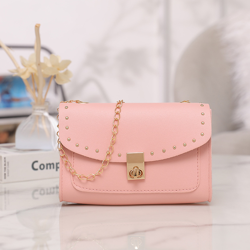 Pink accessories,Plain Color accessories,Pink Chains Rivet Turnlock Shoulder Bag